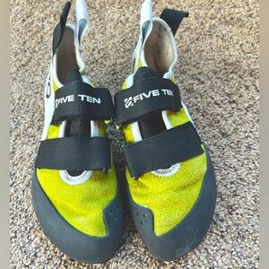 Almost like new. Rock climbing shoes.